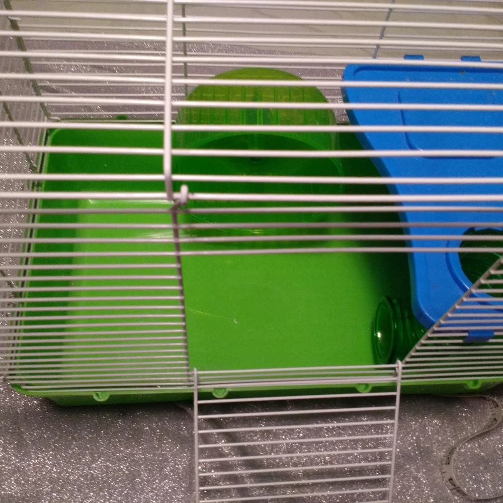 Hamster and Gerbil Home, New-NO BOX Simple No-Tool Assembly, 15inX 9inX 15.1in